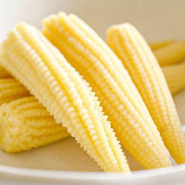 【ヤングコーンとは】ベビーコーンとの違いや通販での値段をご紹介！