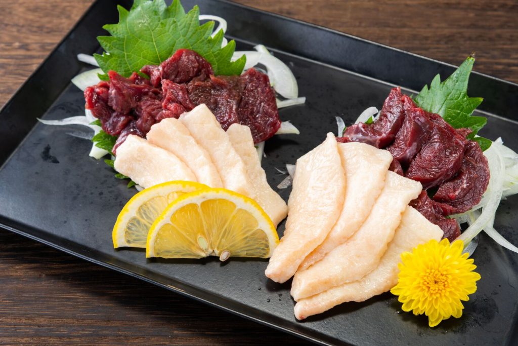 馬刺しのたてがみの部位と栄養価!美味しく楽しむアレンジレシピと食べ方ガイド│ご当地風土